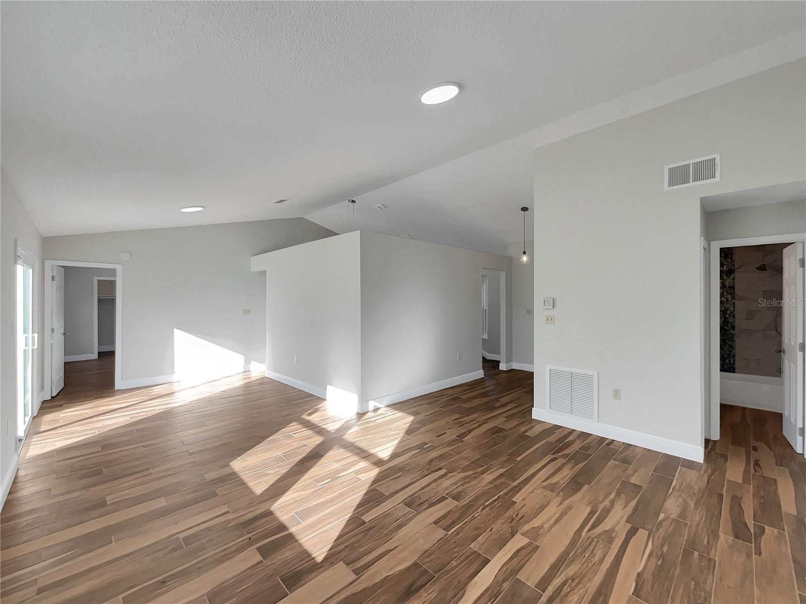 SAWMILL PH 01 - Residential