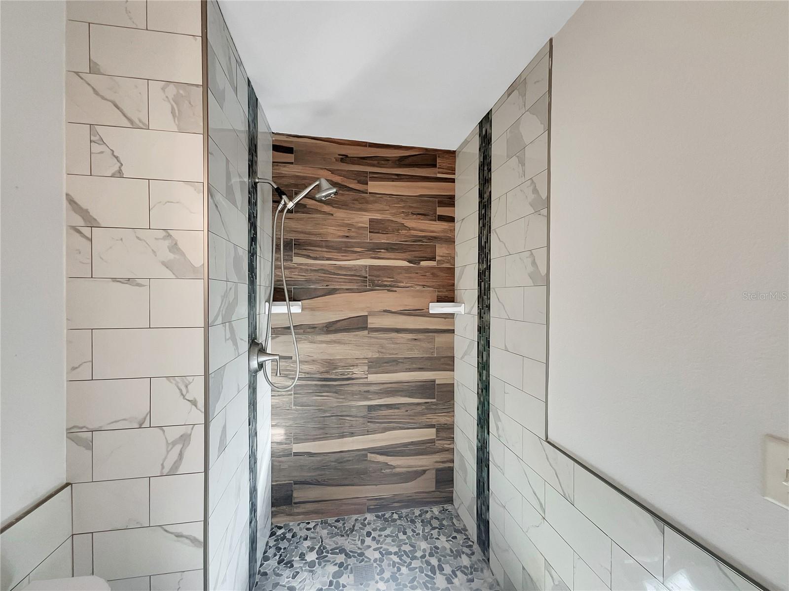 SAWMILL PH 01 - Residential