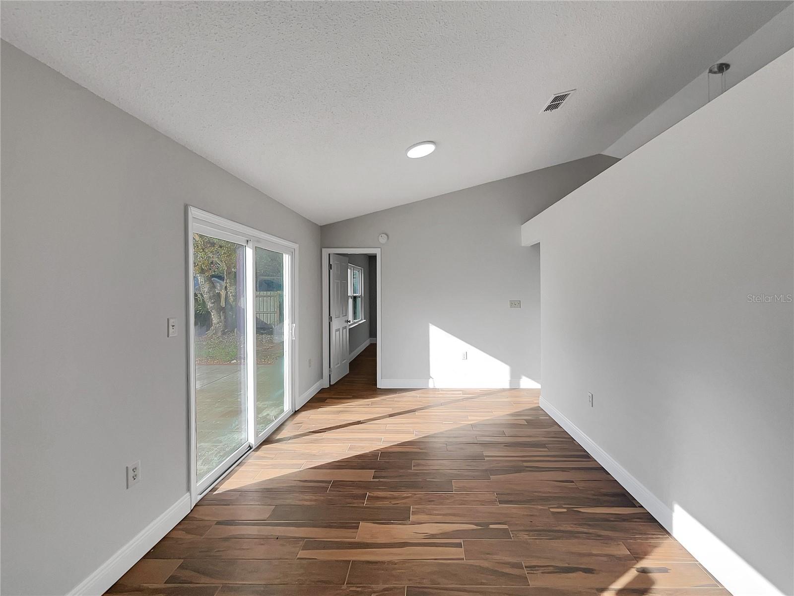 SAWMILL PH 01 - Residential