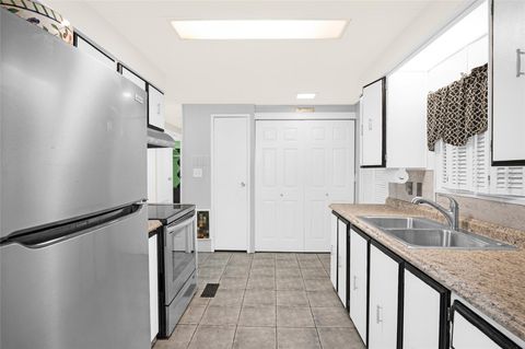 Tiny photo for 2475 Karen Drive, Mount Dora, FL 32757 (MLS # O6395554)