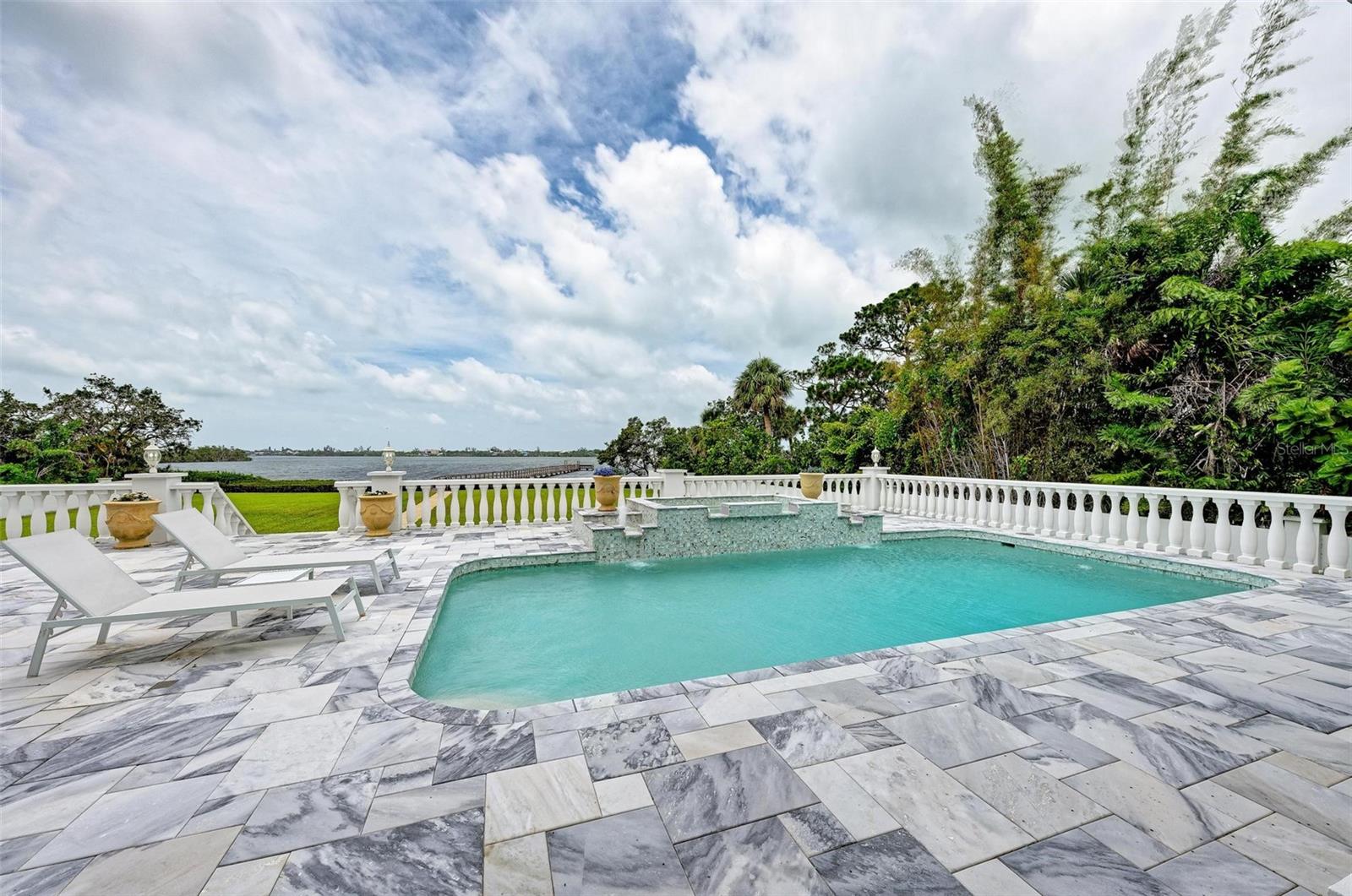 ENGLEWOOD GARDENS - Residential