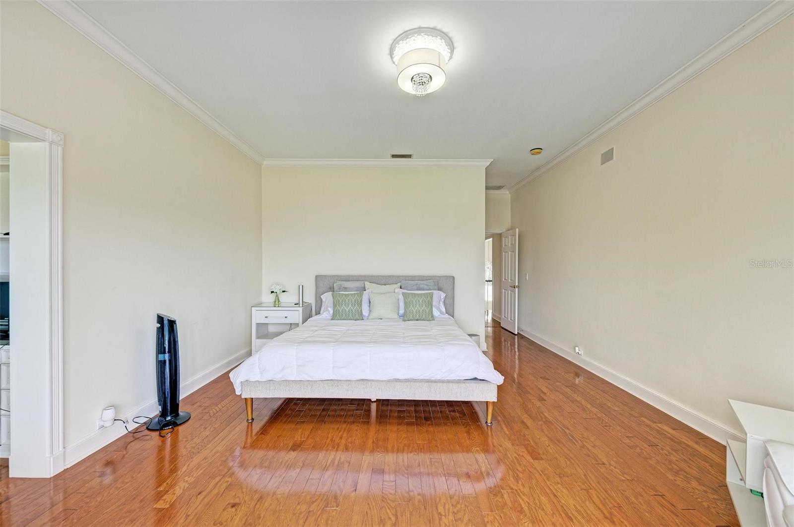 ENGLEWOOD GARDENS - Residential