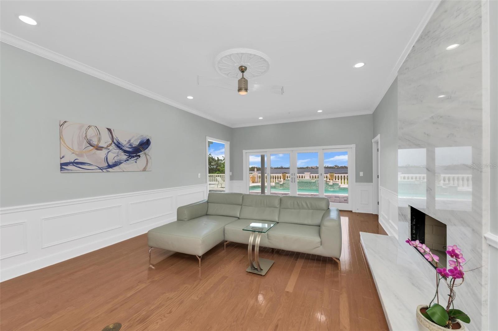 ENGLEWOOD GARDENS - Residential