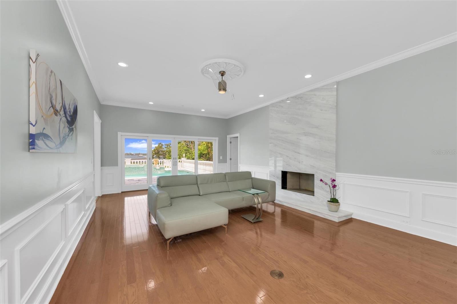 ENGLEWOOD GARDENS - Residential