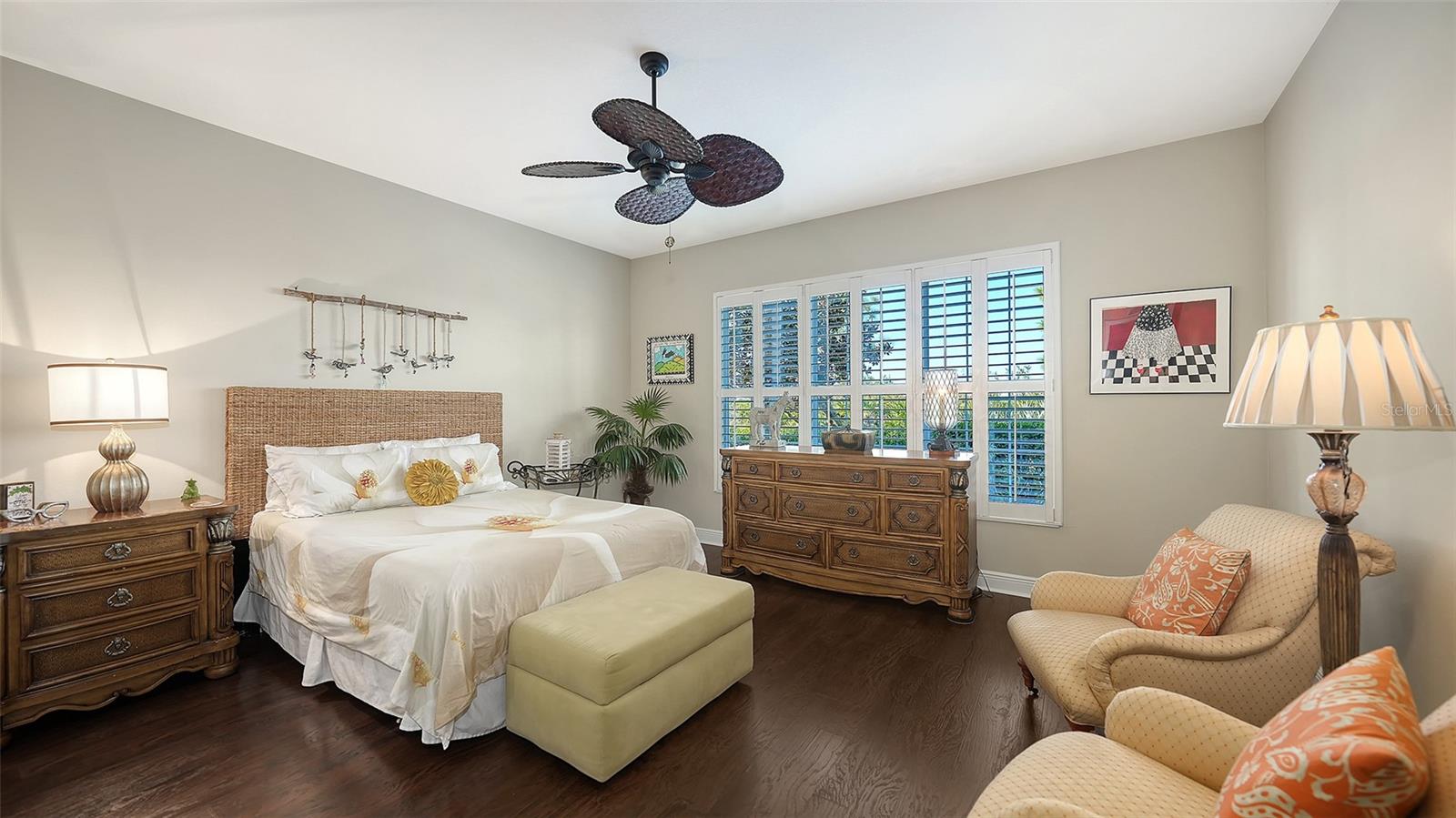 SARASOTA NATIONAL - Residential