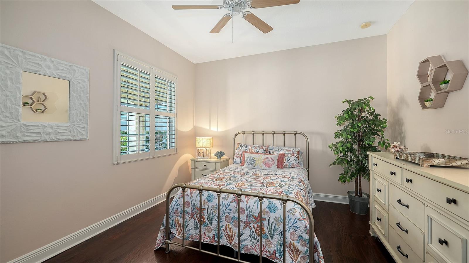 SARASOTA NATIONAL - Residential