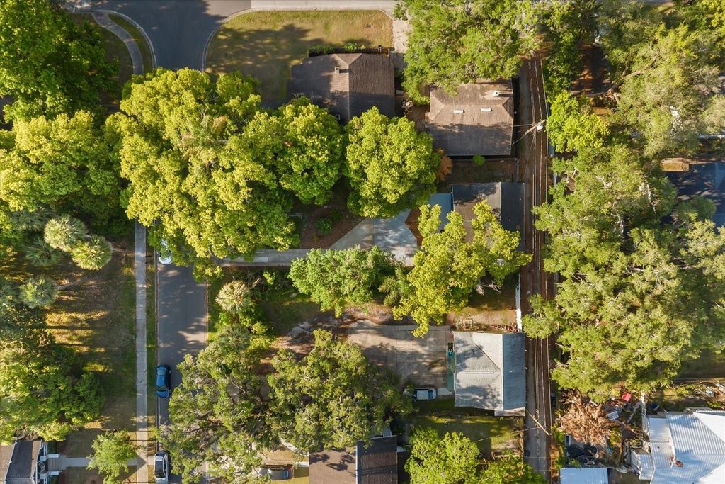 Photo of 1209 S Myrtle Avenue, Sanford, FL 32771 (MLS # O6401014)