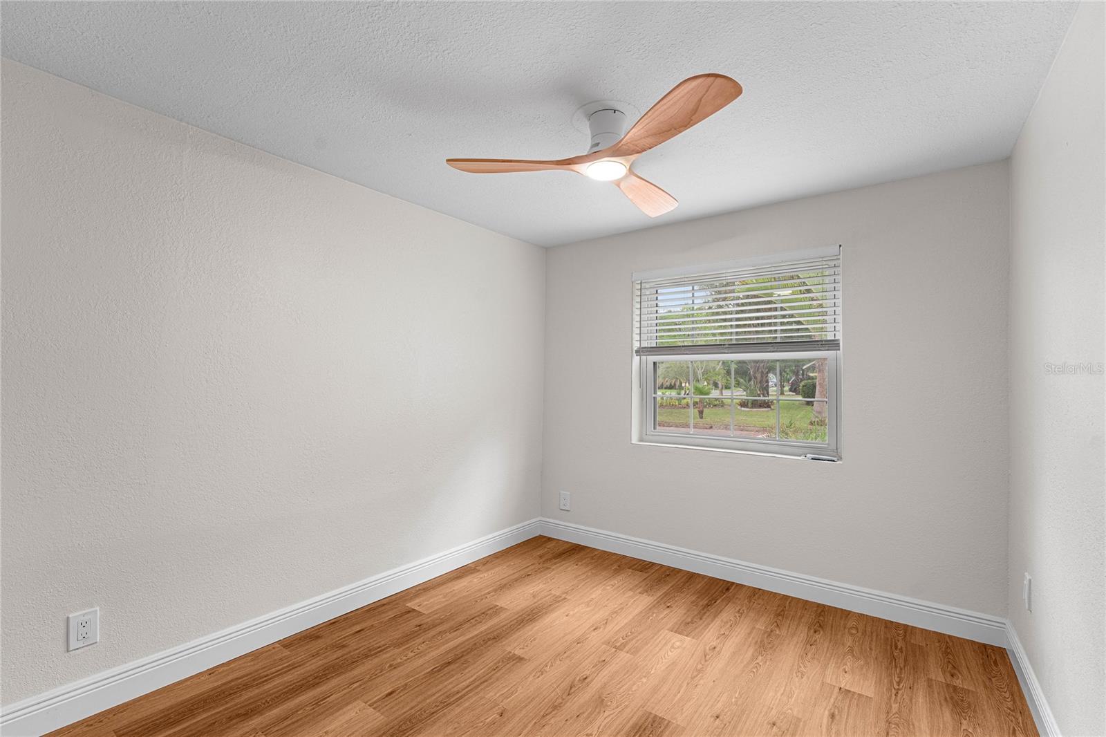 BOCA CEIGA PARK - Residential Lease