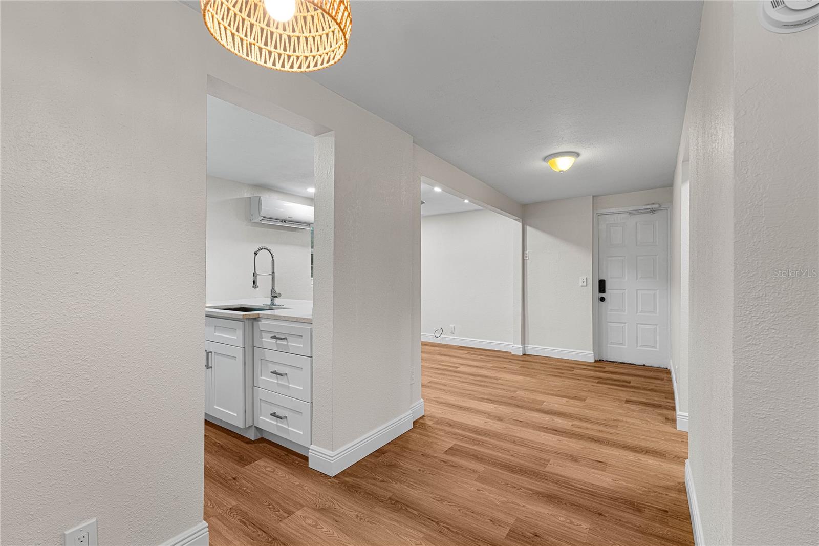 BOCA CEIGA PARK - Residential Lease