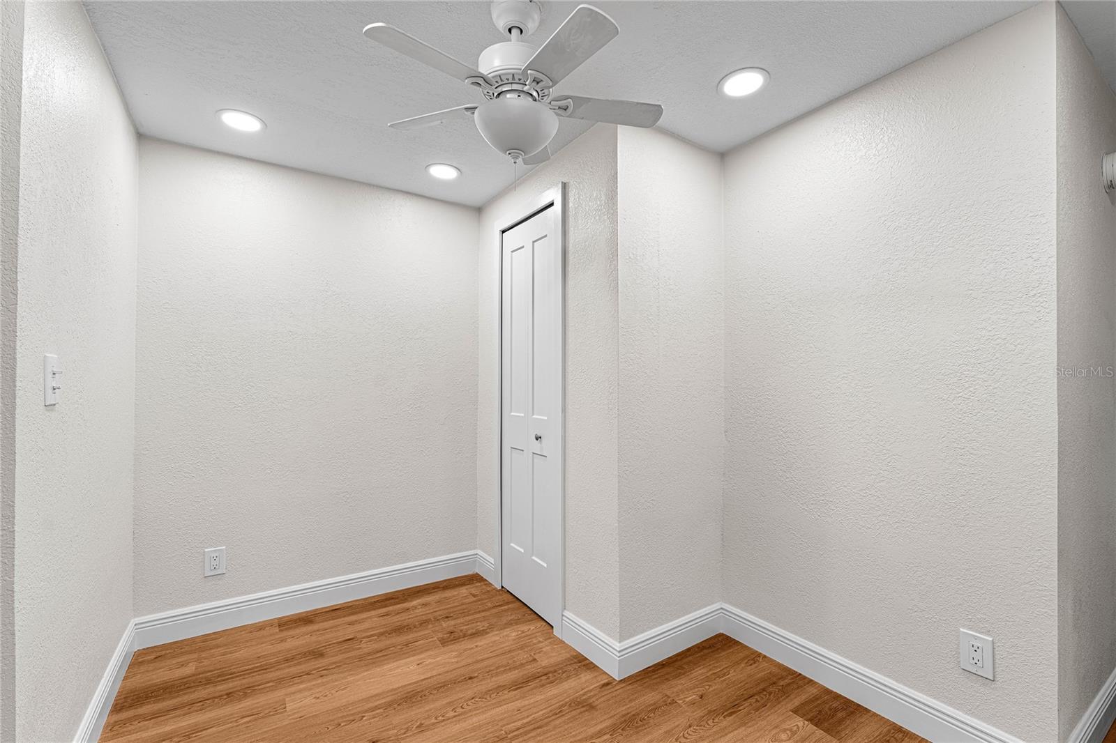 BOCA CEIGA PARK - Residential Lease