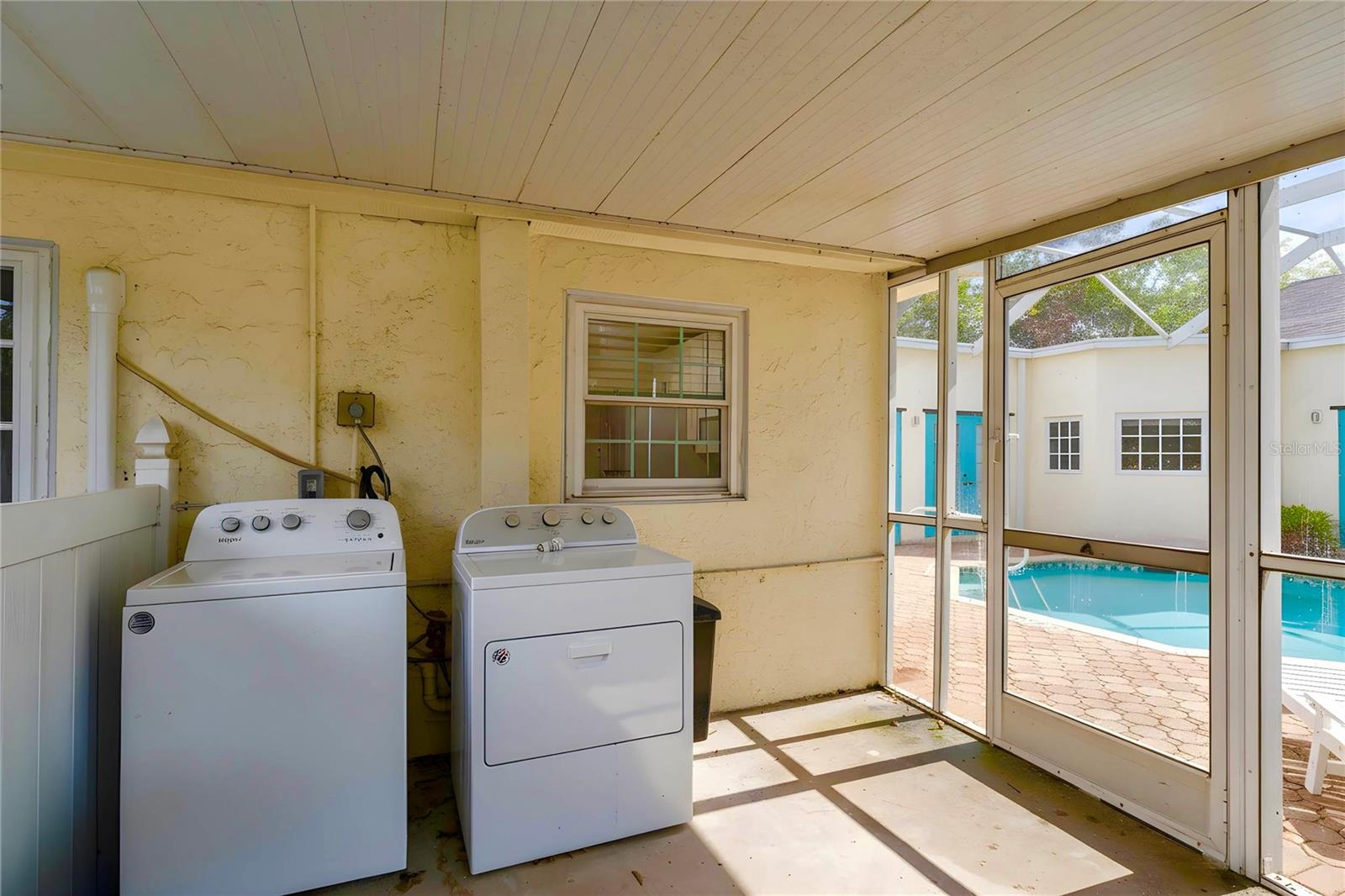 BOCA CEIGA PARK - Residential Lease