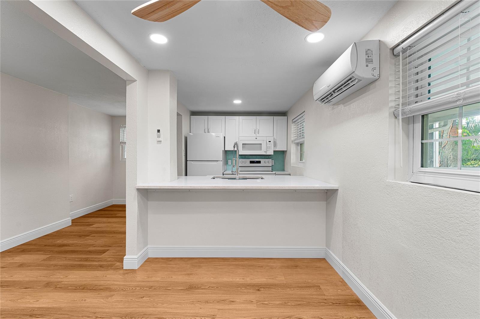 BOCA CEIGA PARK - Residential Lease