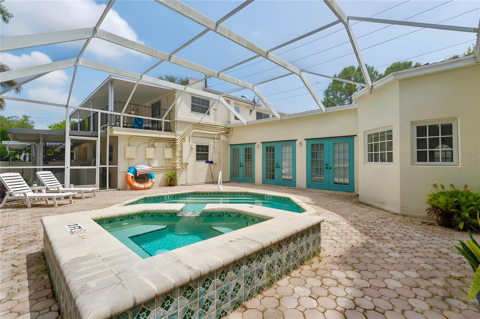 BOCA CEIGA PARK - Residential Lease