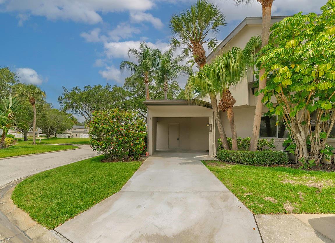 2671 BARKSDALE COURT