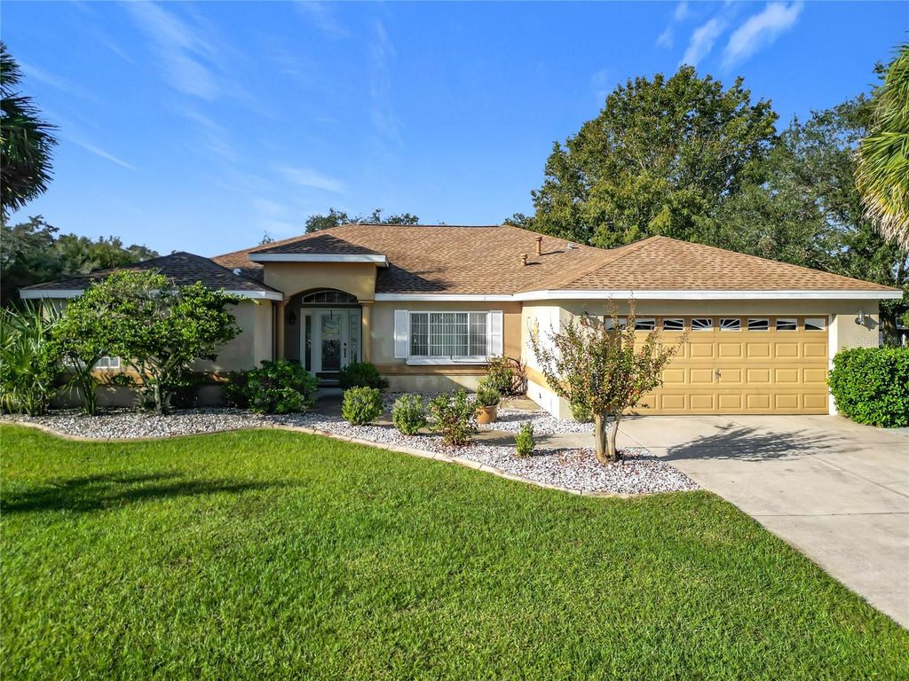 Photo of 13700 SE 90th Court, Summerfield, FL 34491 (MLS # G5098375)