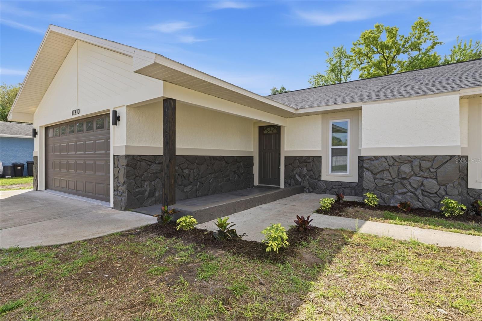 SPRING HILL - Residential