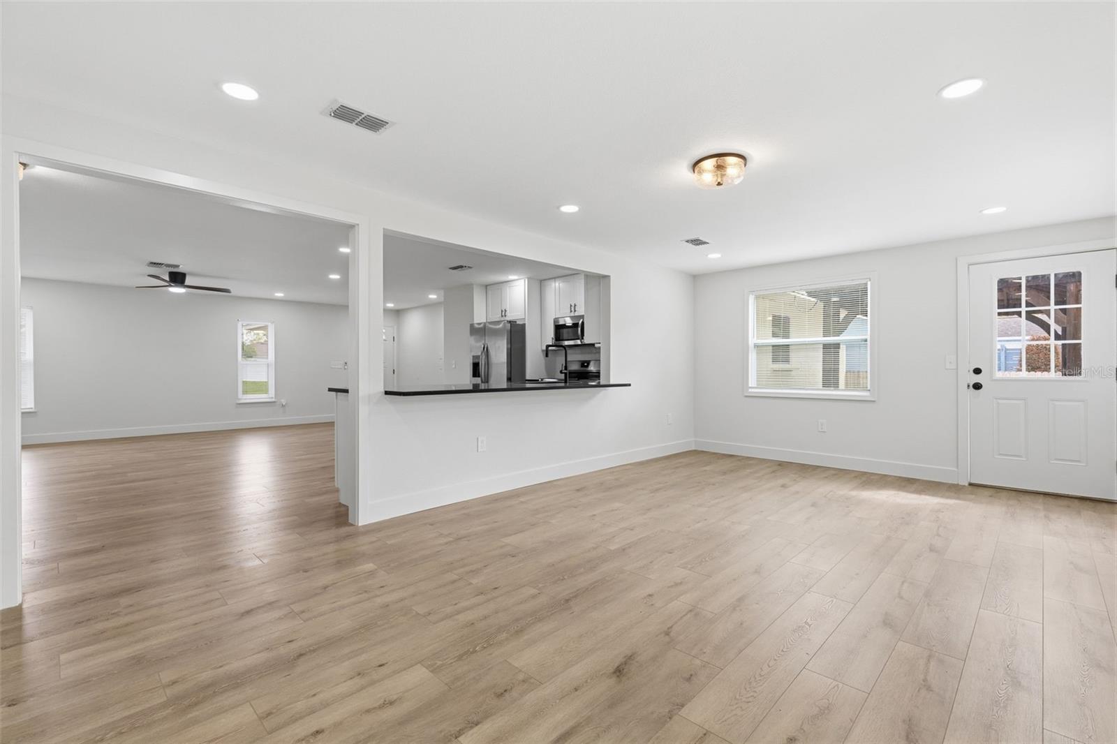 SPRING HILL - Residential