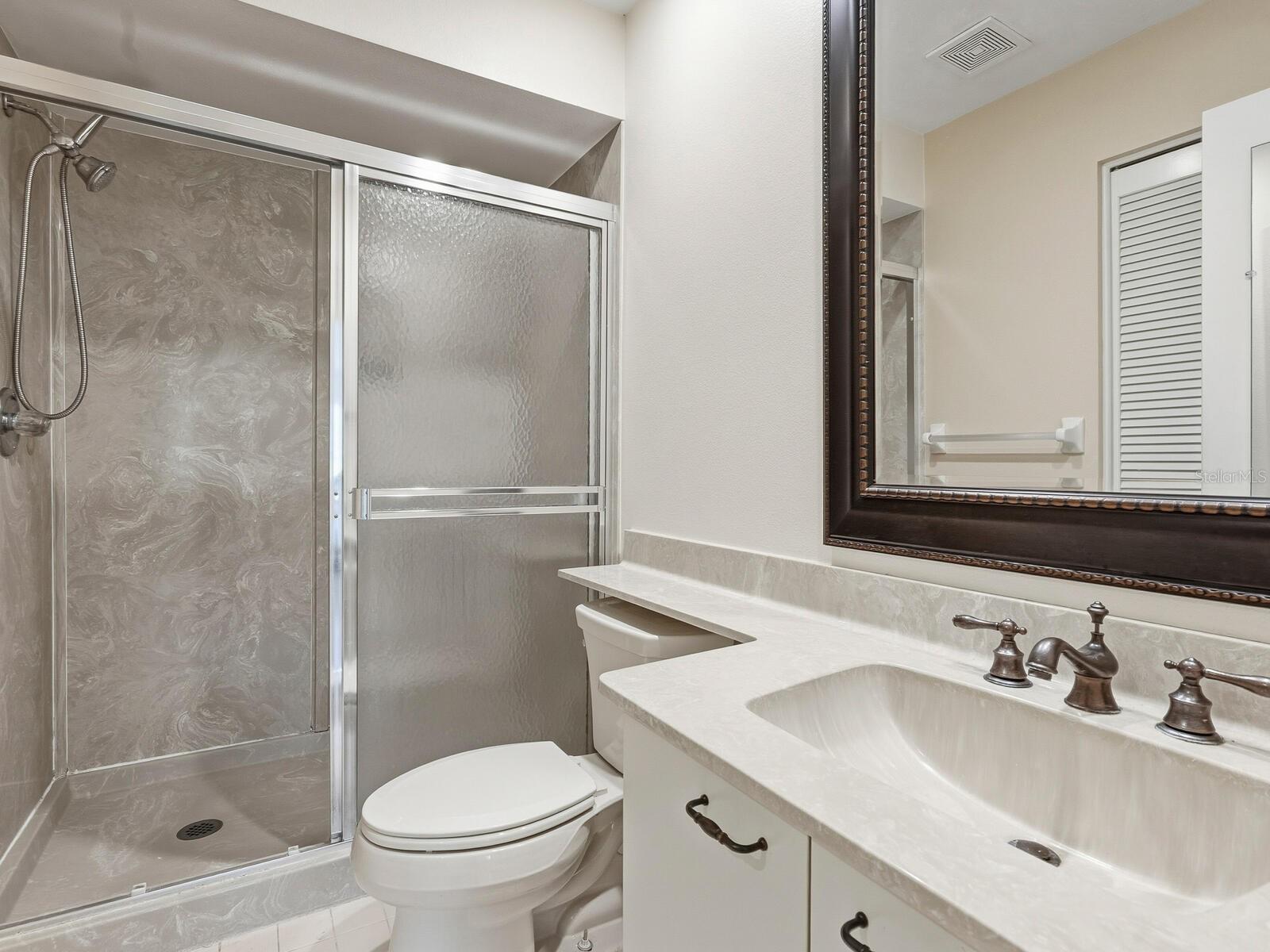 KINGSMERE - Residential