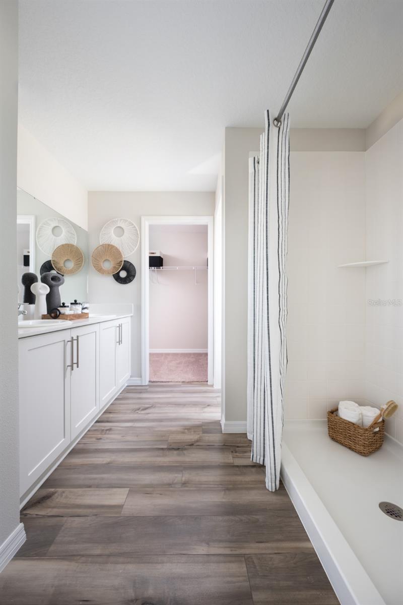 TWO RIVERS - Residential