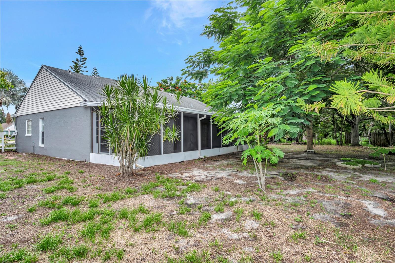 5680 25TH STREET CIRCLE E