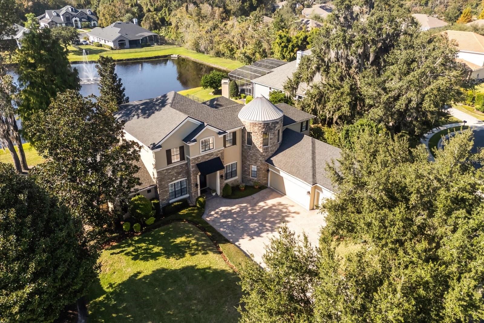 ELLINGTON ESTATES - Residential