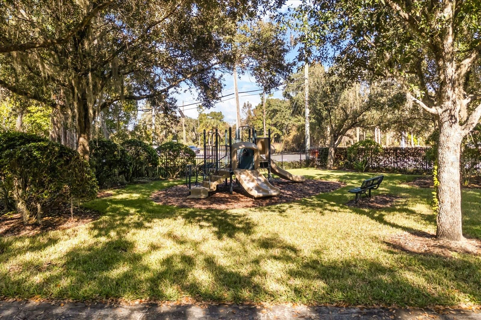 ELLINGTON ESTATES - Residential