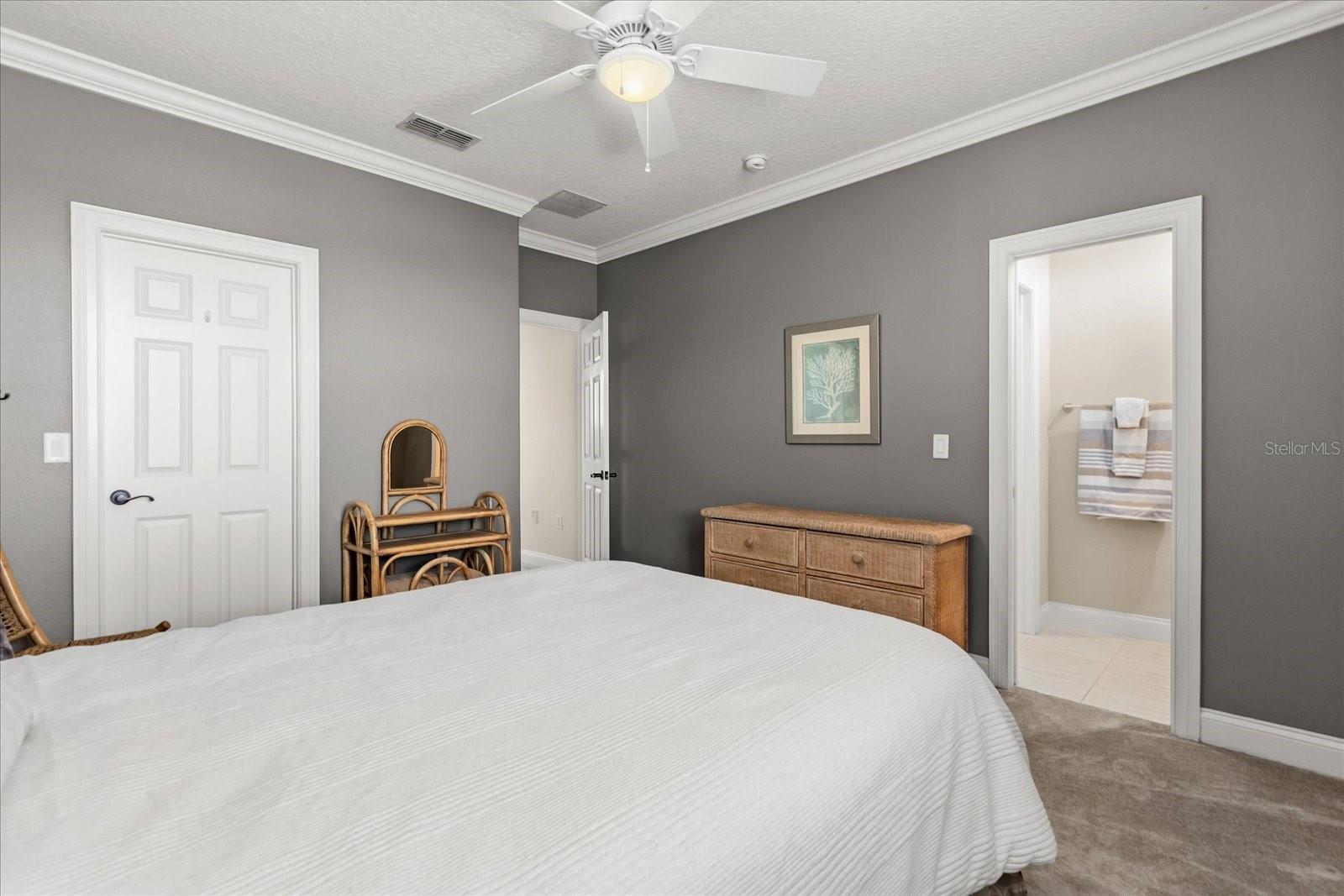 ELLINGTON ESTATES - Residential