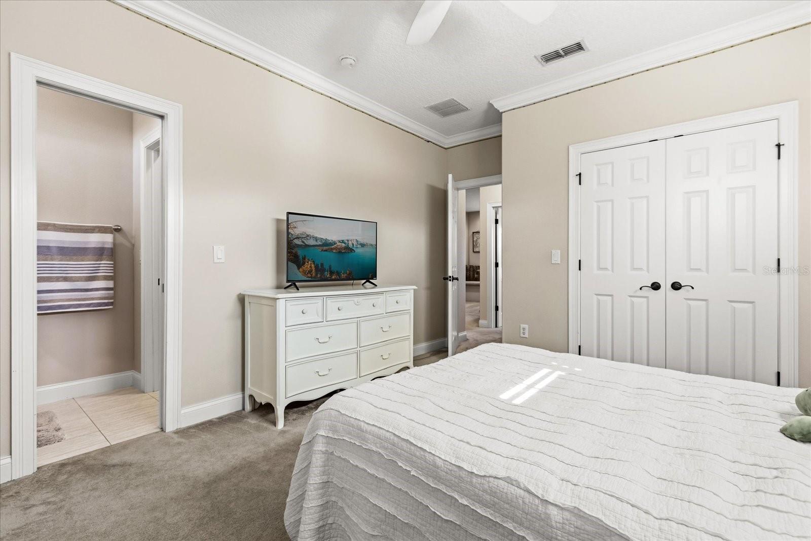 ELLINGTON ESTATES - Residential