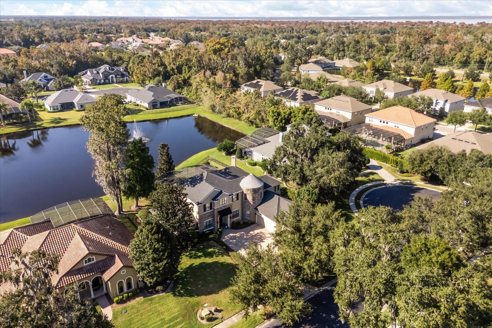 ELLINGTON ESTATES - Residential