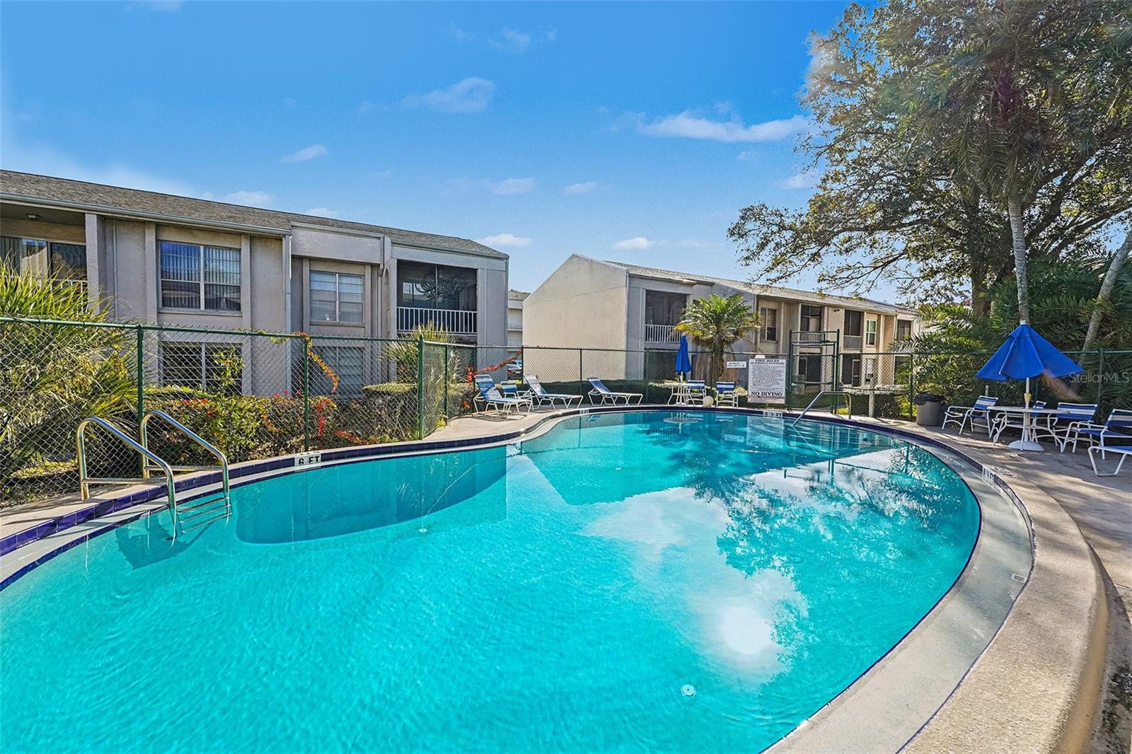 COACHMAN CREEK CONDOMINIUM ASSOCIATION - Residential