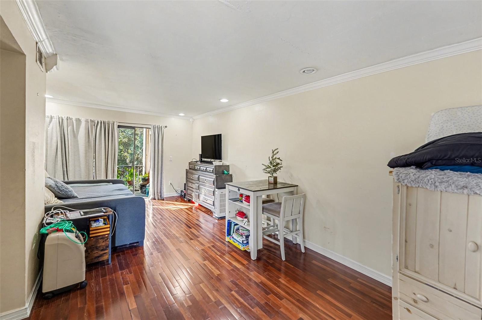 COACHMAN CREEK CONDOMINIUM ASSOCIATION - Residential