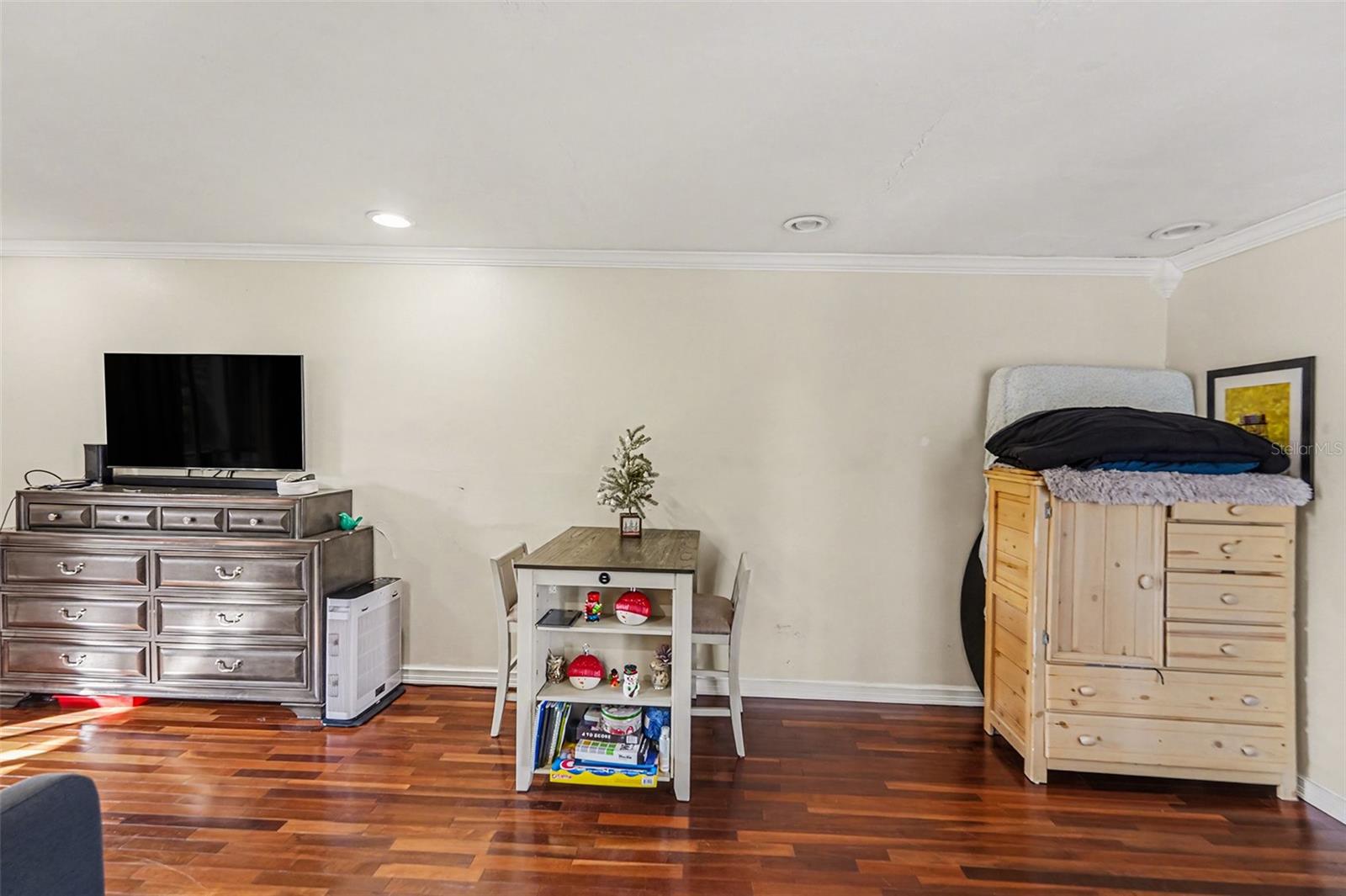 COACHMAN CREEK CONDOMINIUM ASSOCIATION - Residential