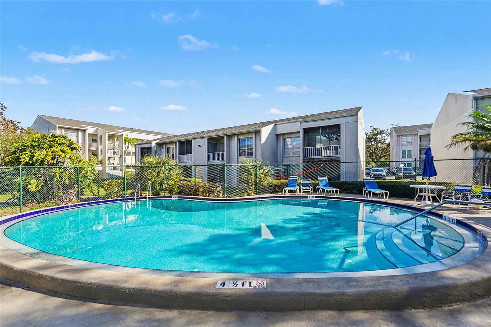 COACHMAN CREEK CONDOMINIUM ASSOCIATION - Residential