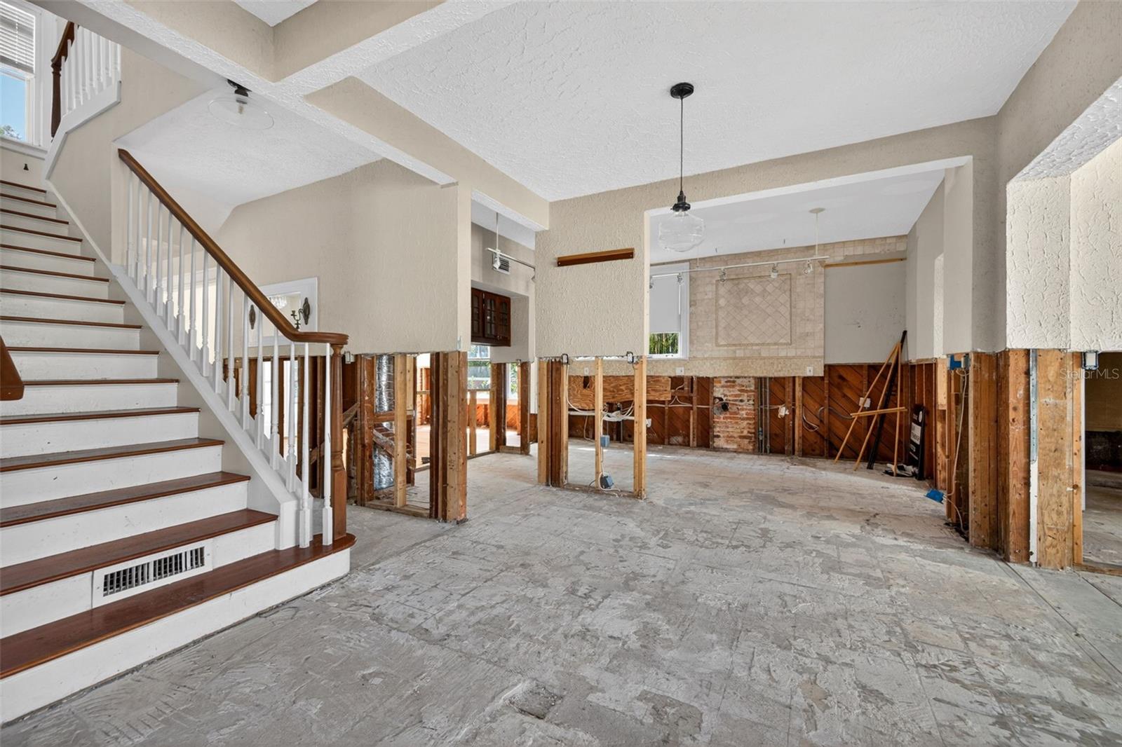 SNELL & HAMLETTS NORTH SHORE ADD - Land