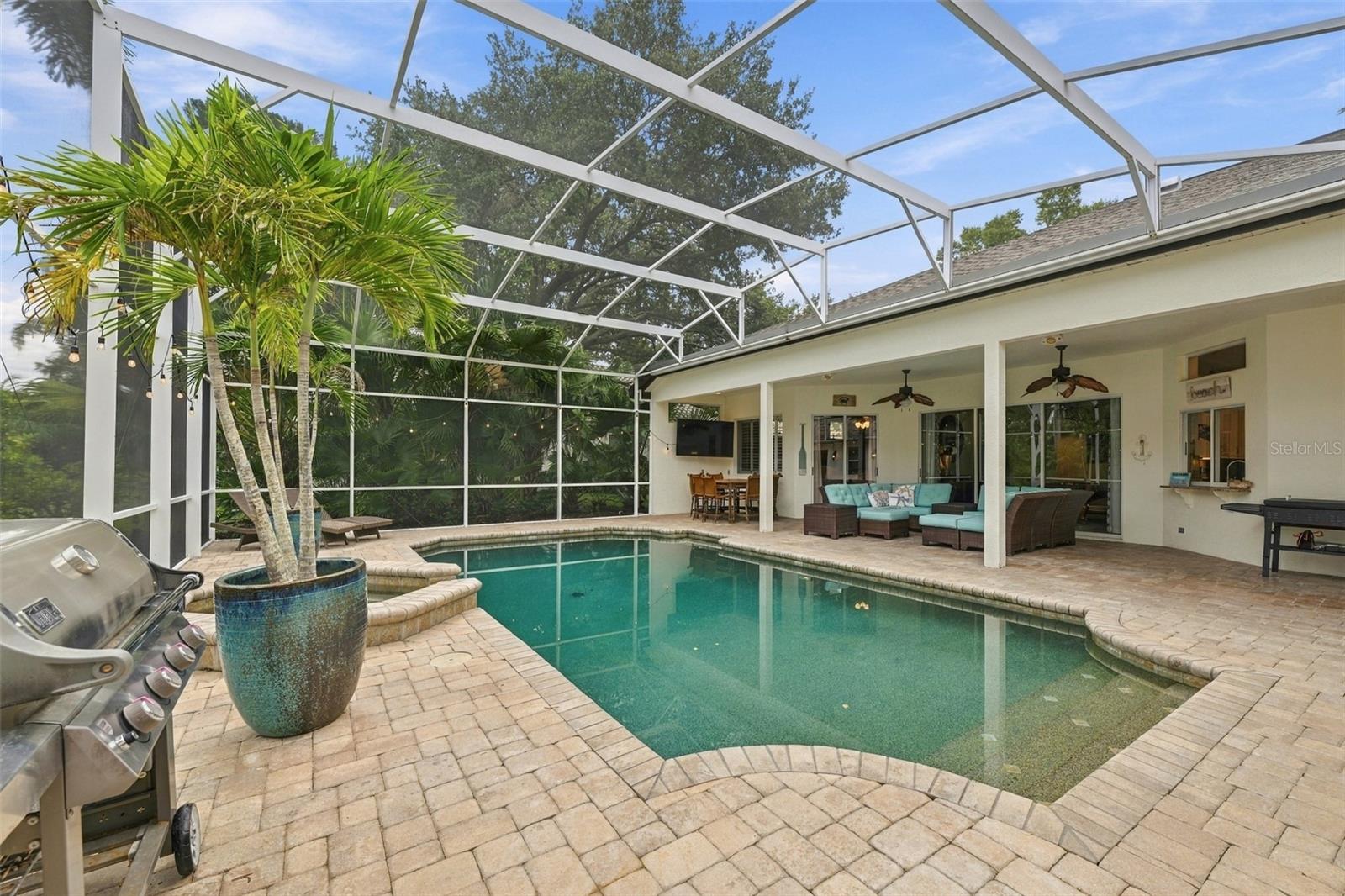 3921 ARLINGTON DRIVE