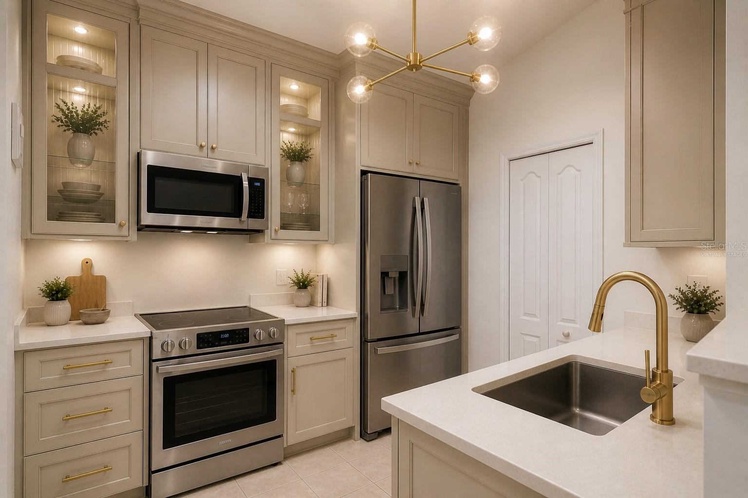 RUNAWAY BEACH CLUB CONDO - Residential
