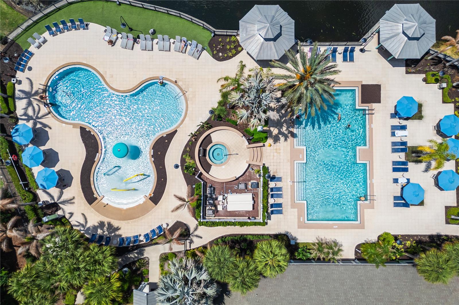 RUNAWAY BEACH CLUB CONDO - Residential