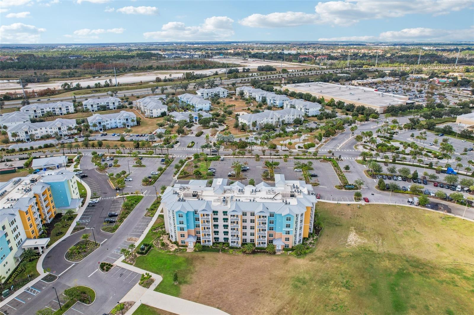 SUNSET WALK HOTEL CONDO PH 1 - Residential