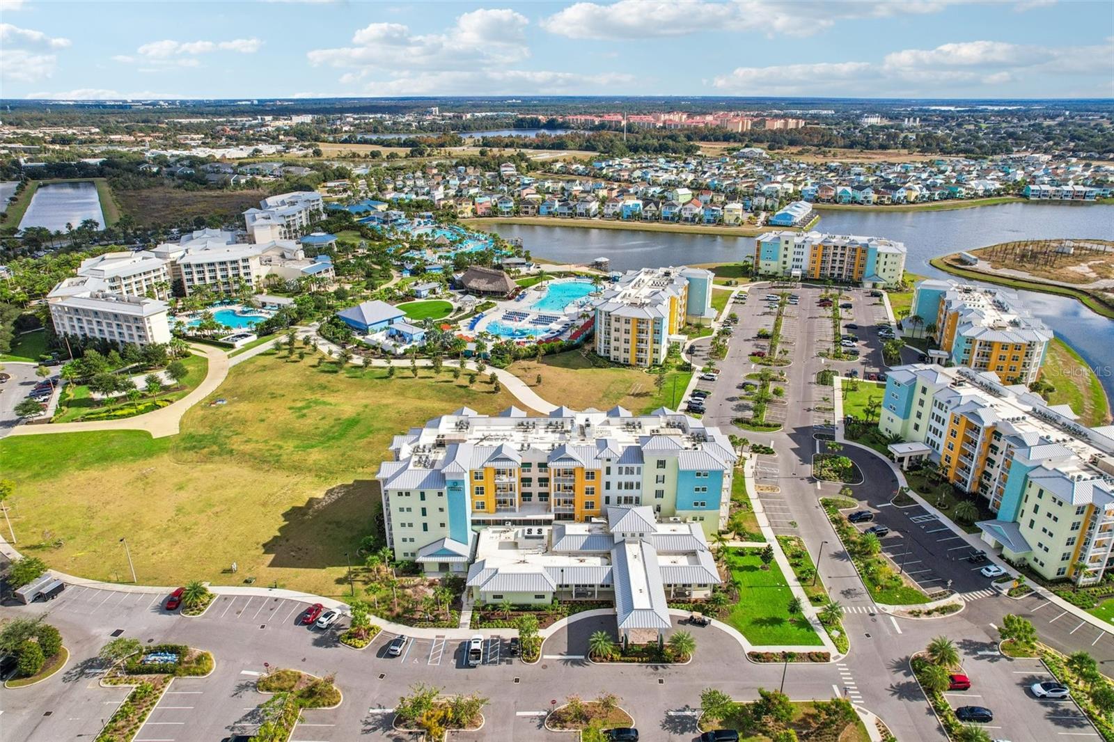 SUNSET WALK HOTEL CONDO PH 1 - Residential