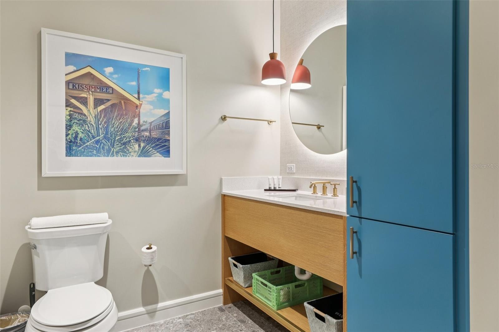 SUNSET WALK HOTEL CONDO PH 1 - Residential