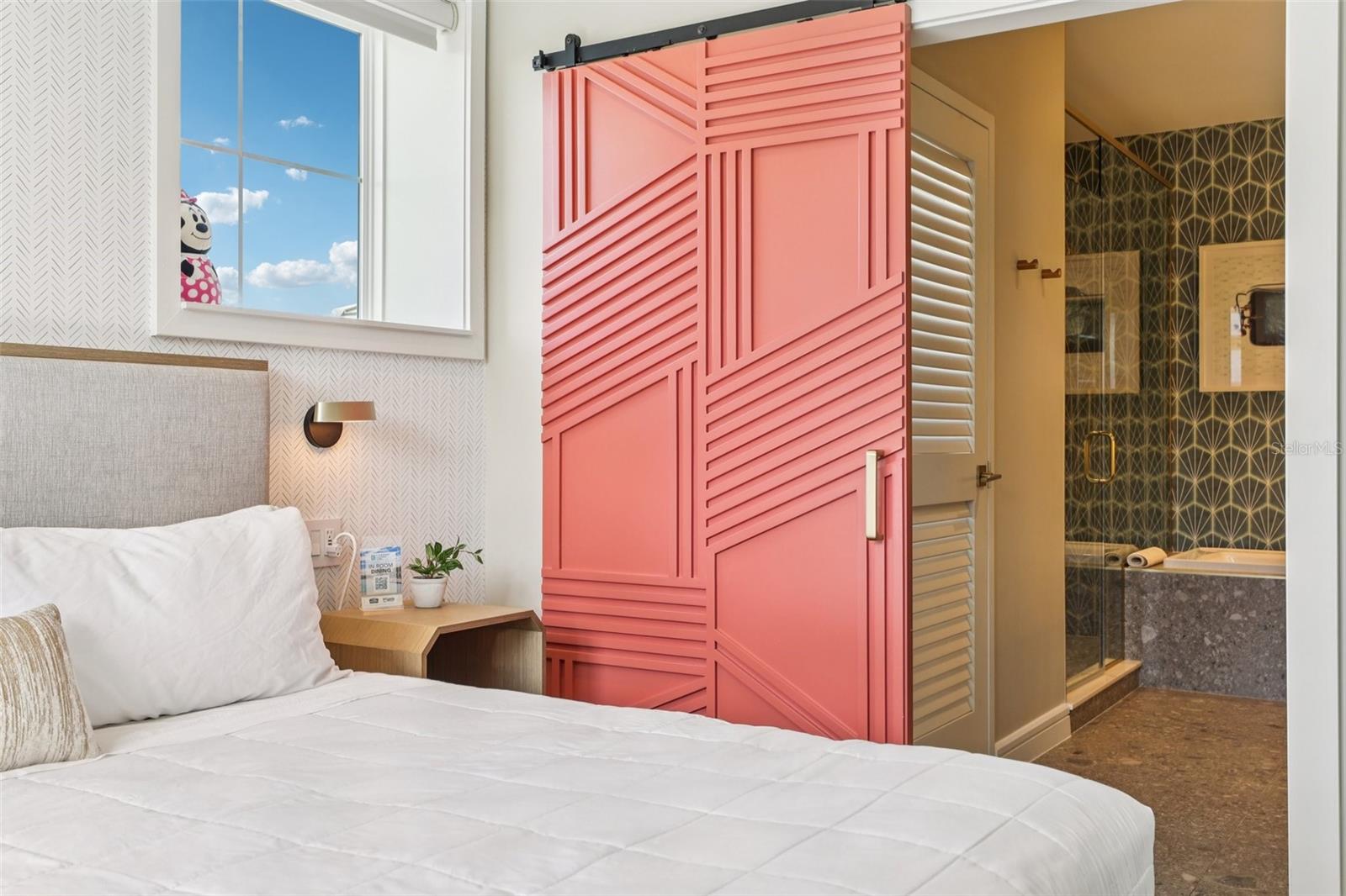 SUNSET WALK HOTEL CONDO PH 1 - Residential