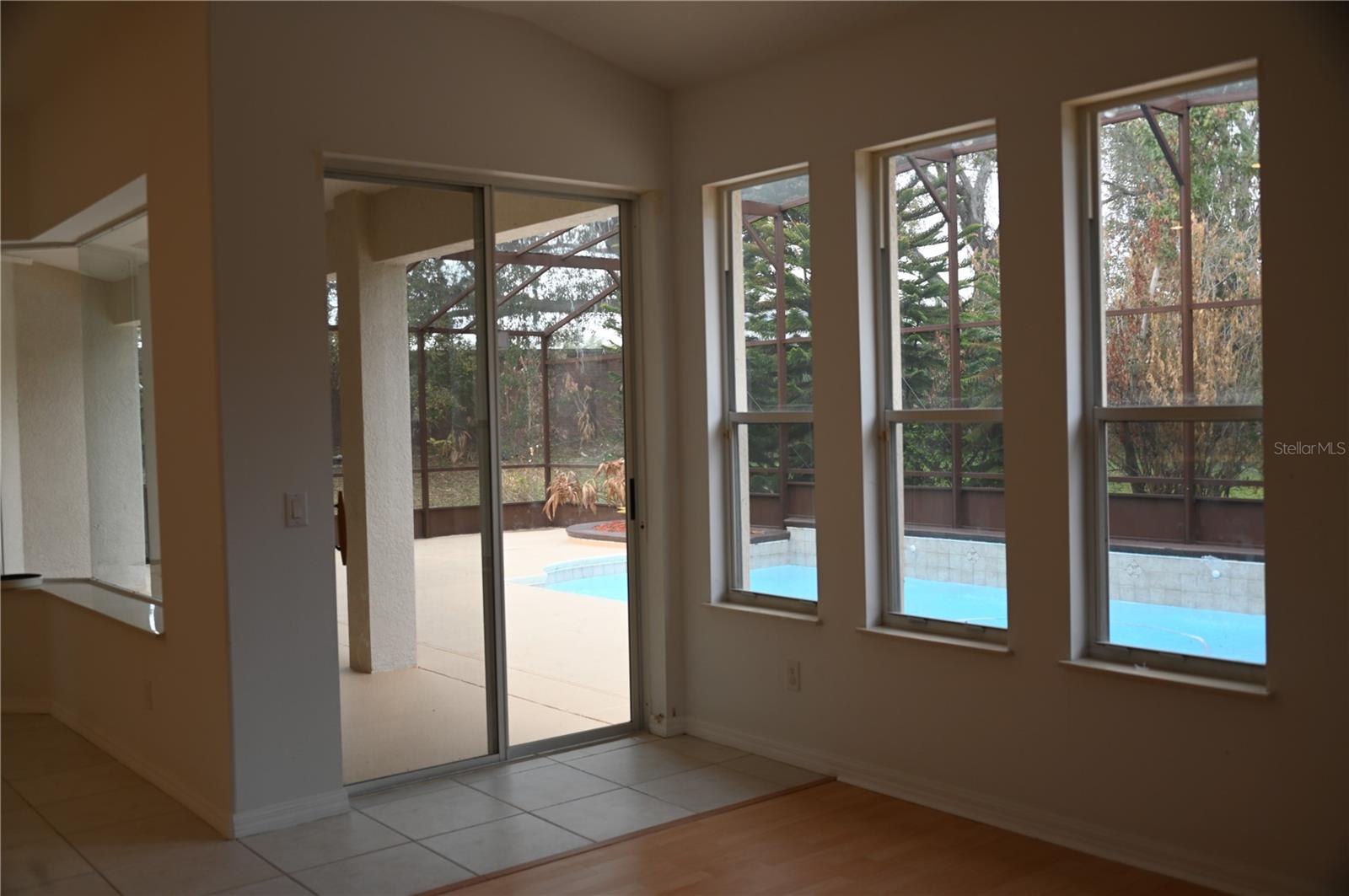 HERITAGE BAY DRIVE PHILLIPS FLR - Residential