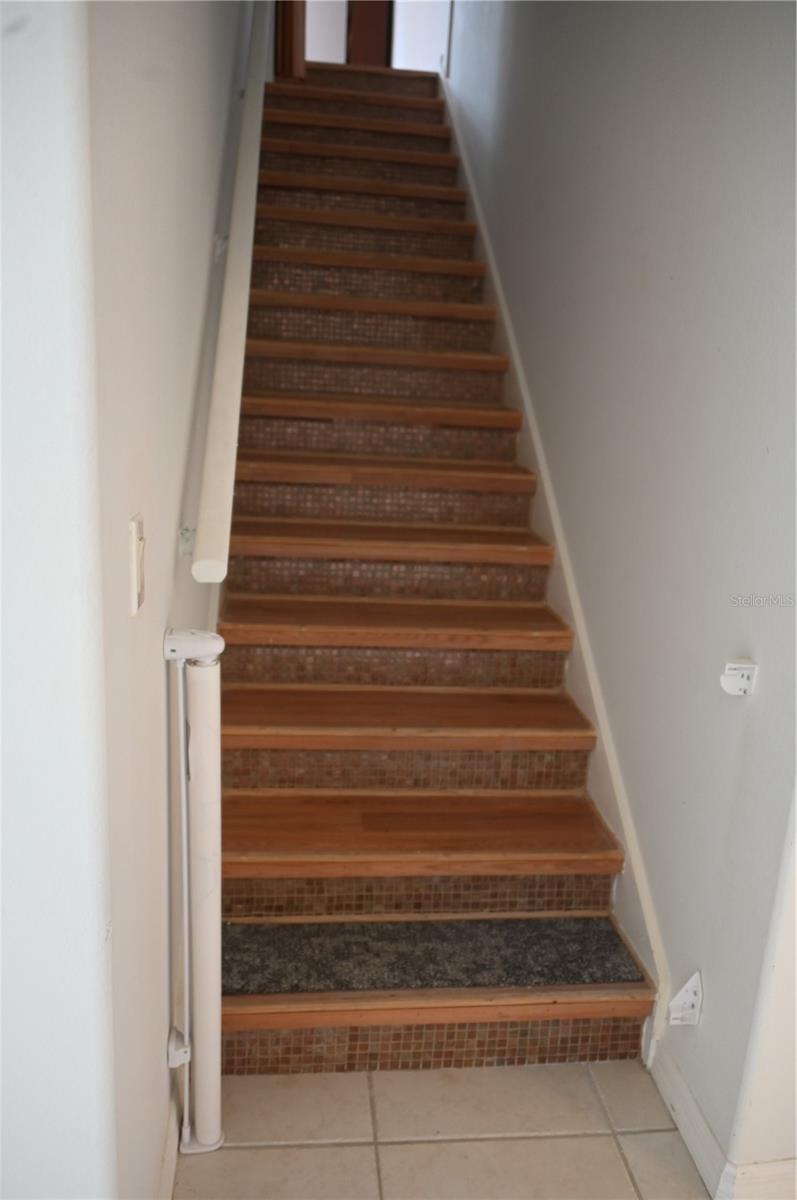 HERITAGE BAY DRIVE PHILLIPS FLR - Residential