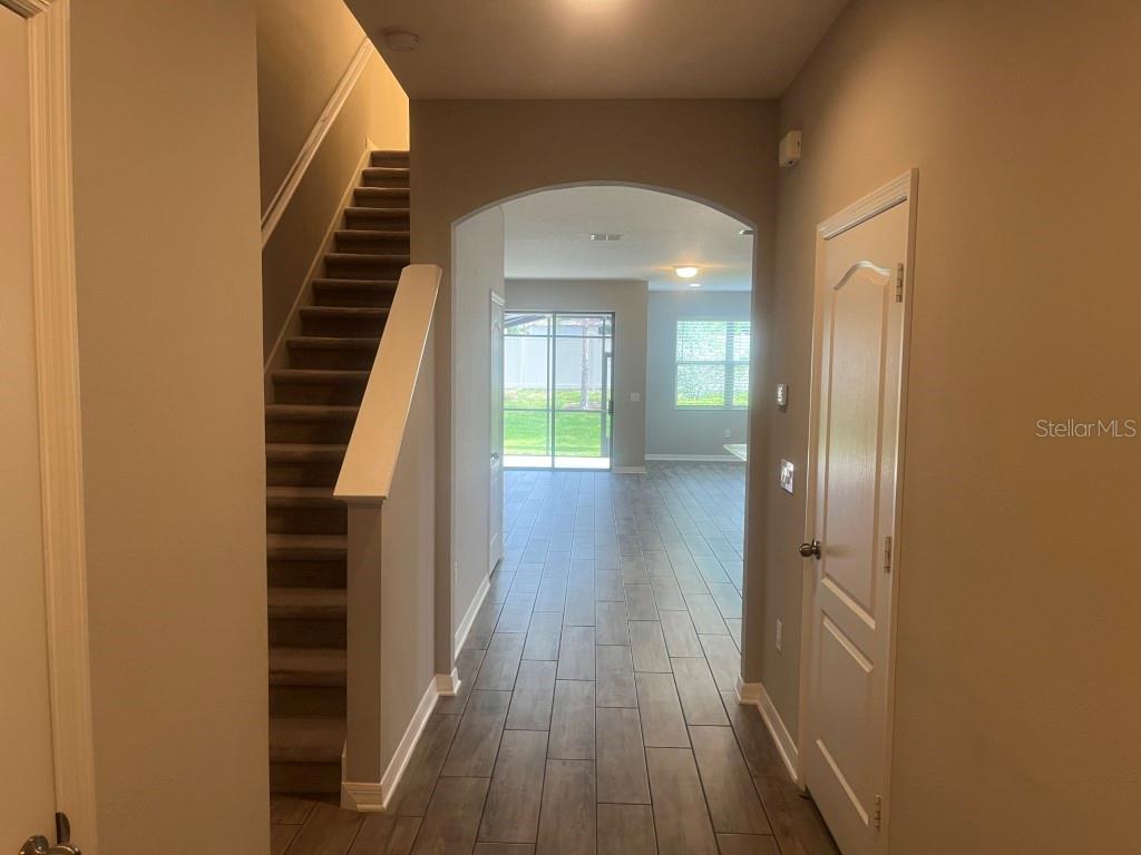 11950 SANDS COVE
