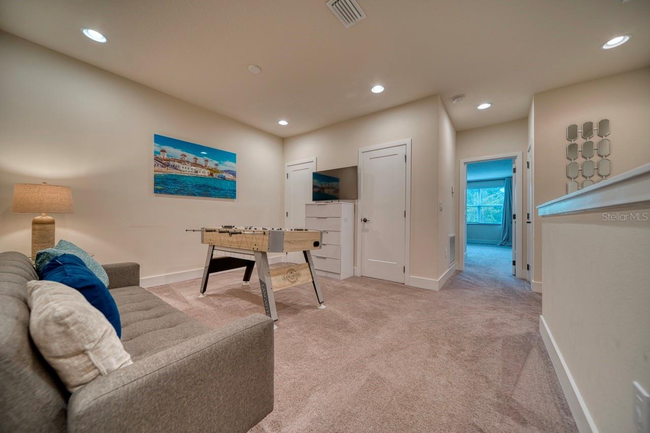 HIDDEN FOREST AT SILVER CREEK - Residential