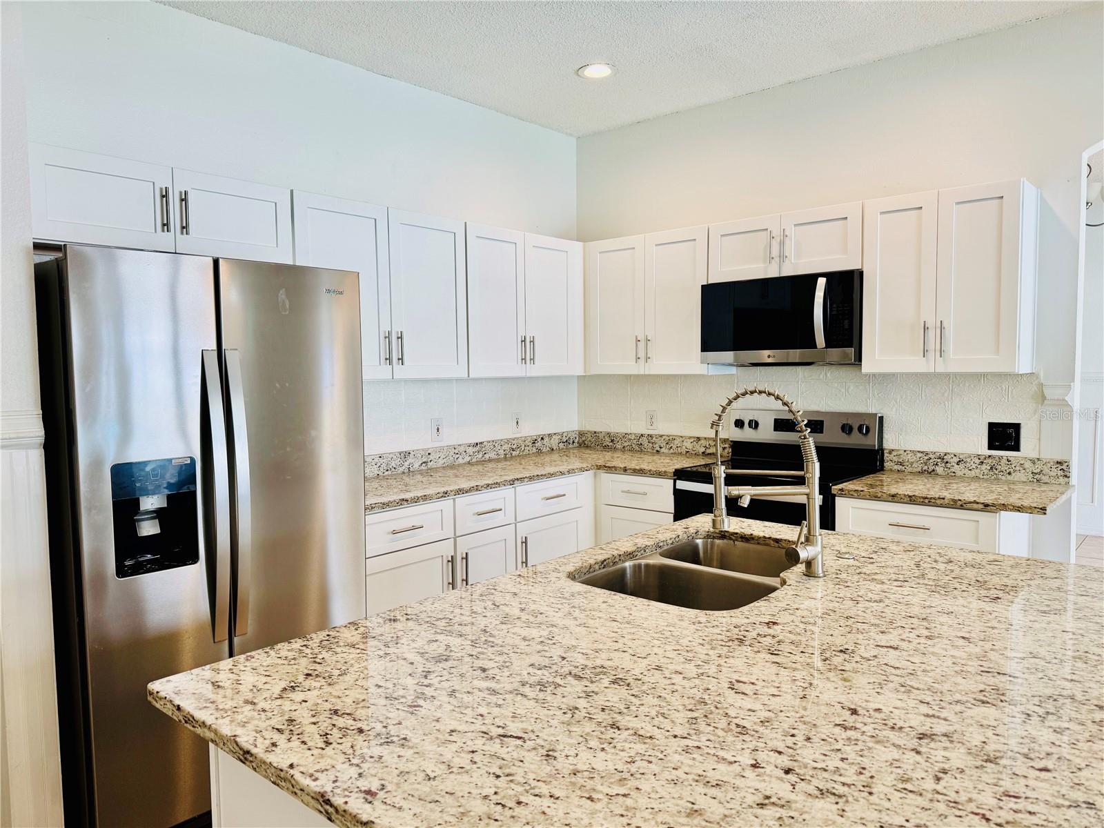 TAMARIND PARKE AT CYPRESS WOODS UNIT 1 - Residential