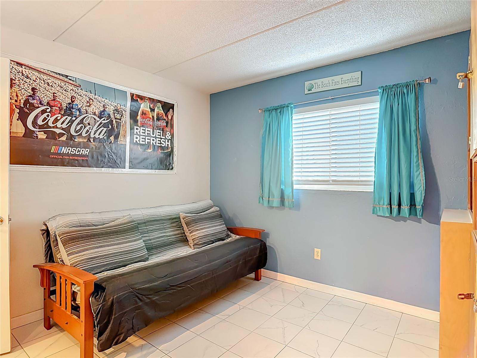 SUMMER WINDS CONDO - Residential