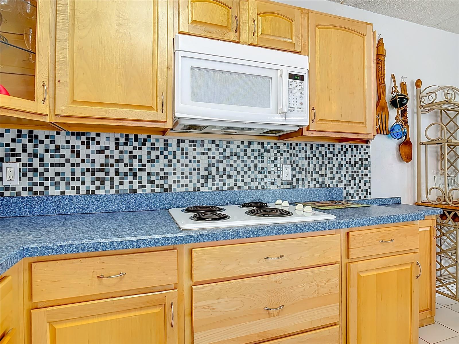 SUMMER WINDS CONDO - Residential