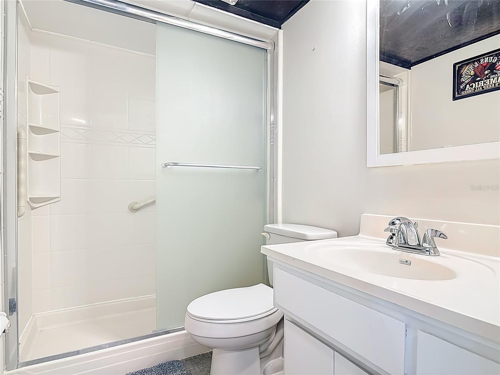 SUMMER WINDS CONDO - Residential