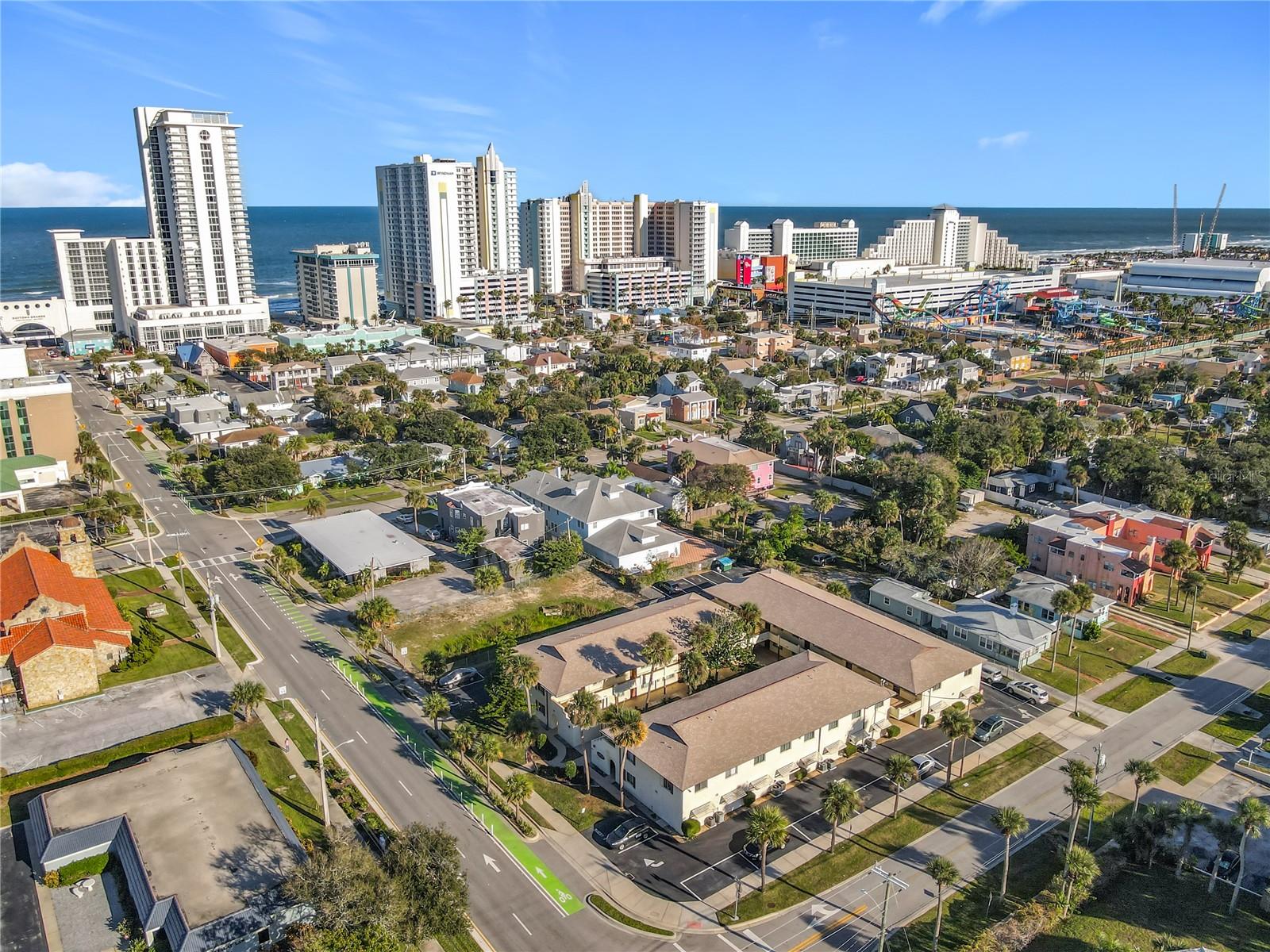 SUMMER WINDS CONDO - Residential